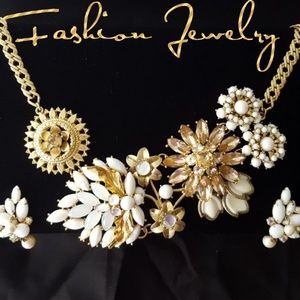 Vintage Chunky Floral/Rhinestone Gold Tone Set